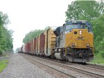 CSX 8907 on the rear of M367